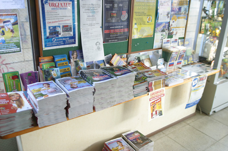 http://brasil-navi.net/images/blog/plaza/PlazaRevistas.jpg